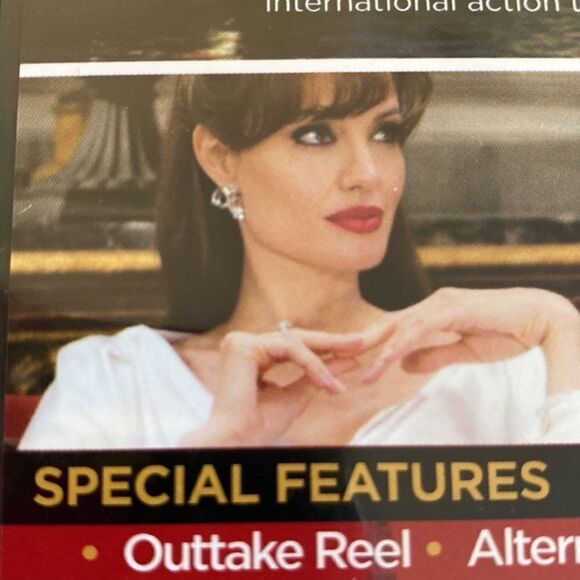 DVD The Tourist Starring Johnny Depp and Angelina Jolie Rated PG 🍿3/$15 DVD - Picture 5 of 15